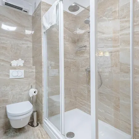 Apartment Leonarda *** *