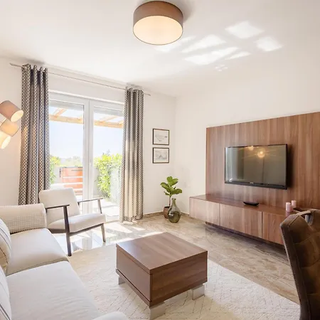Leonarda *** Apartment Split