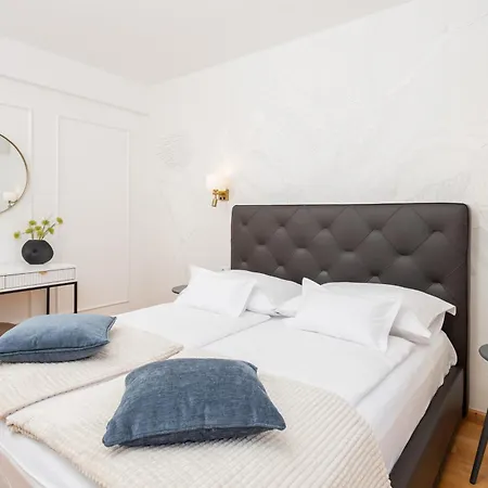 Apartment Leonarda *** Split
